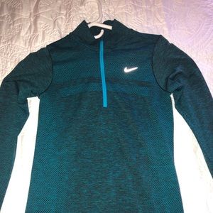 Dri-fit Nike half zip